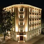 The Crown Krakow - Handwritten Collection