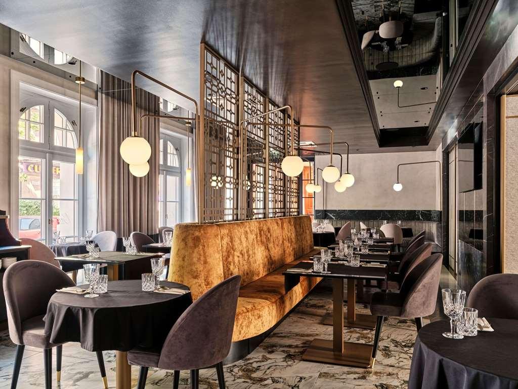 The Crown - Handwritten Collection Hotel *